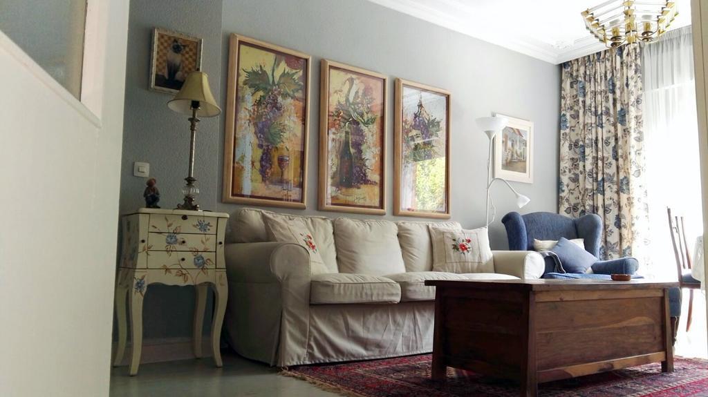 Triana Home & Free Parking Севілья Екстер'єр фото